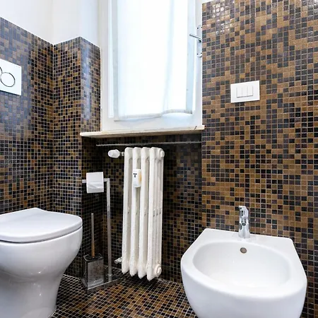 Disciplini Two Bedrooms *